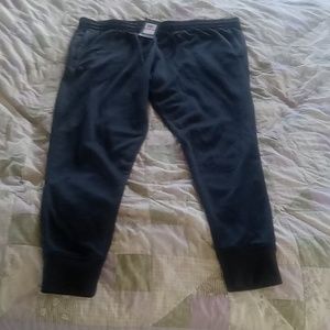 Black under Armour sweats 3XL